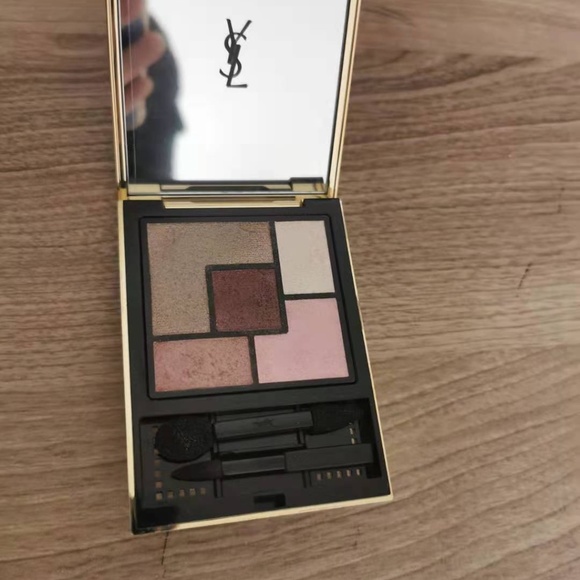 Yves Saint Laurent Eyeshadows Palette #7 - Picture 2 of 3